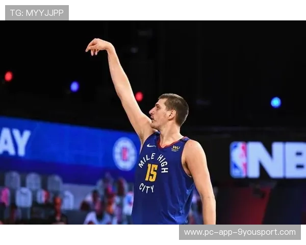 太阳约基奇赛前对话引发媒体关注：篮球明星背后的深意与影响力