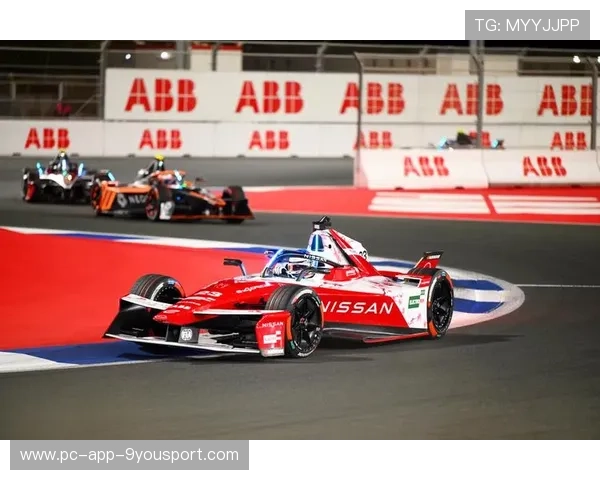 赛车队完成设备升级测试，新赛季准备工作推进顺利