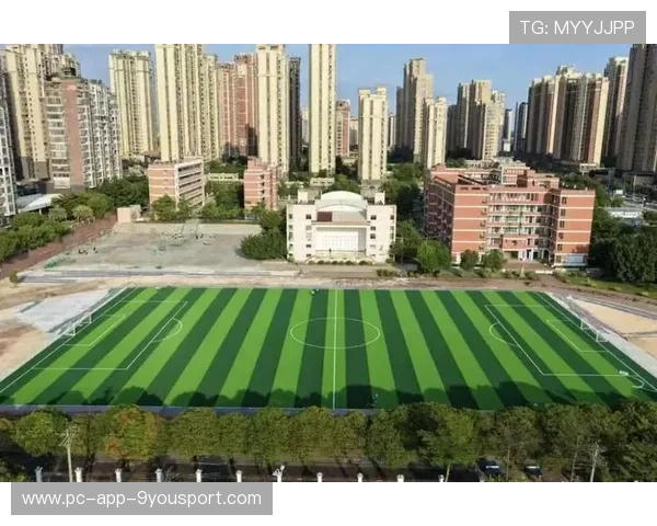 2026年足球基层场馆智慧化改造试点启动，2021足球场地建设规划